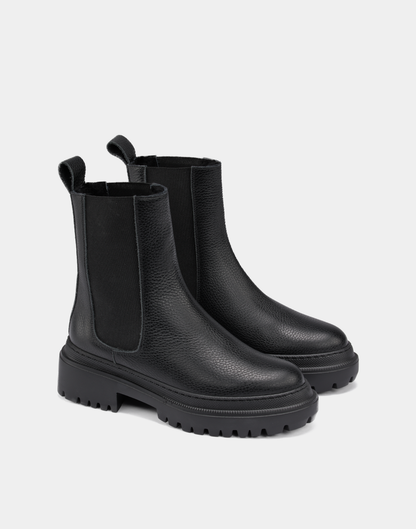 Cortina Black Lined Boot