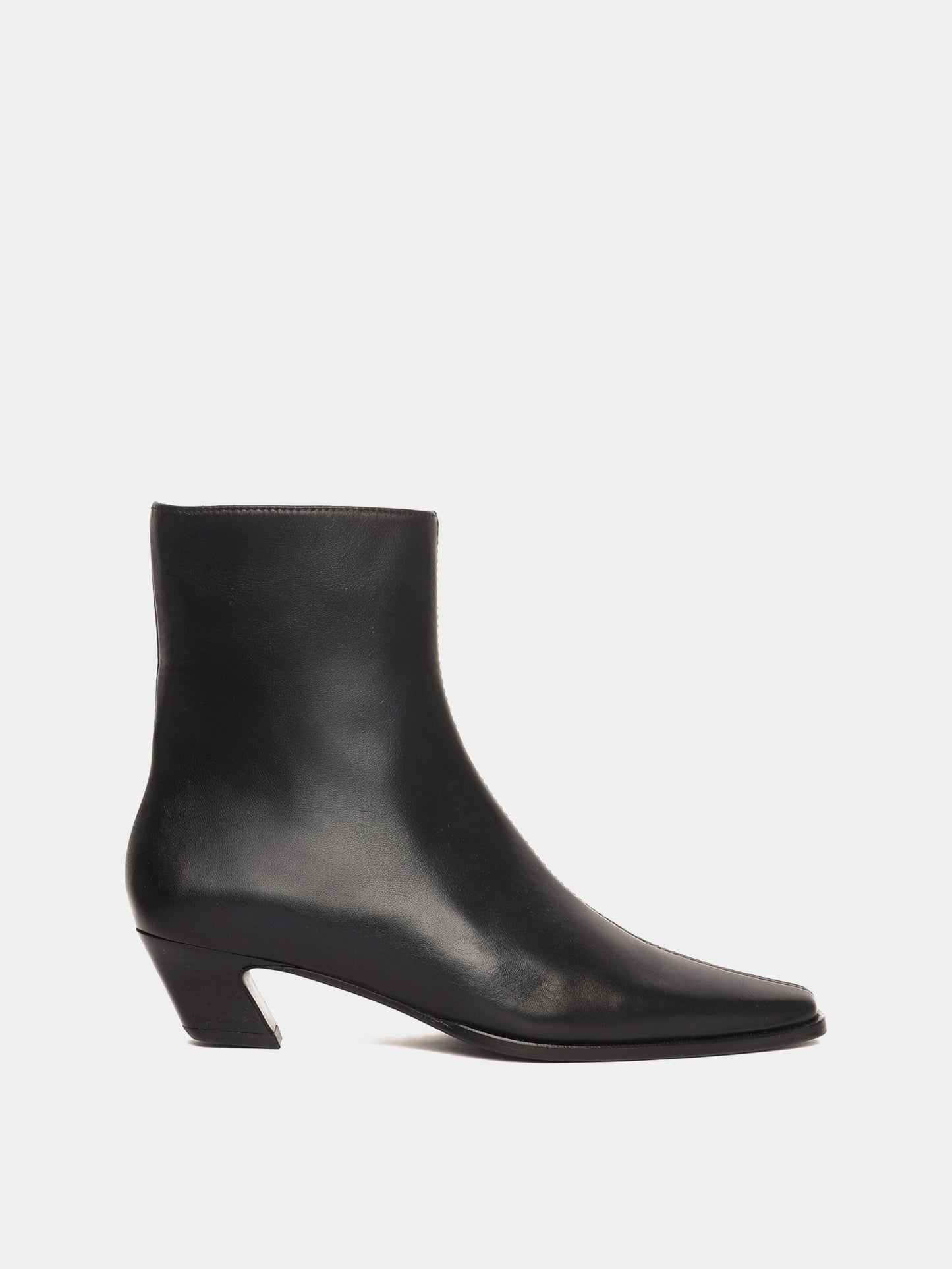 Melilla Black Boot