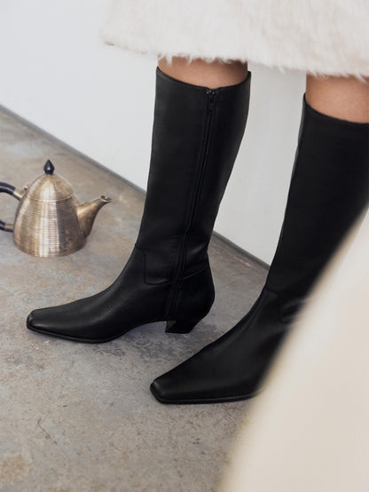 Elda Black Boot
