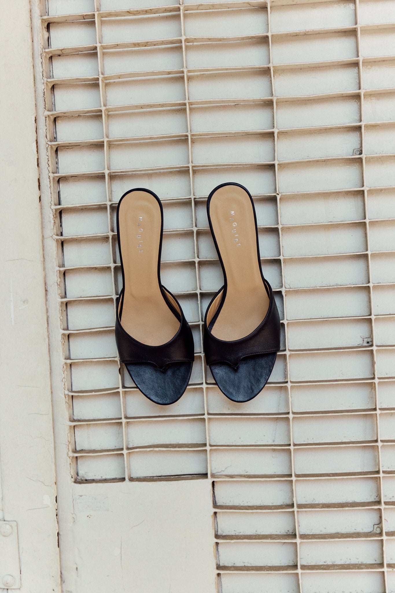 Tomina Black Sandal