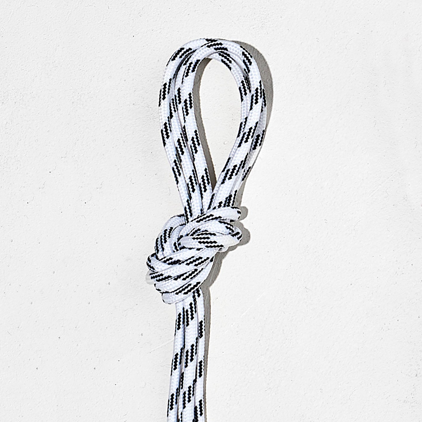 Laces Salt & Pepper