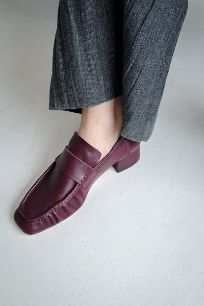 Navas Bordeaux Loafer